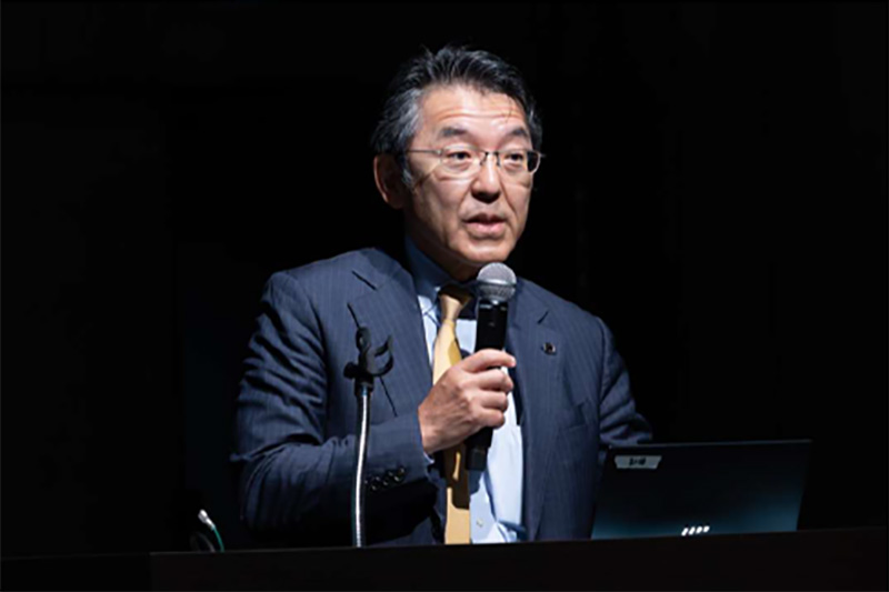 張替理事・副学長の開会挨拶