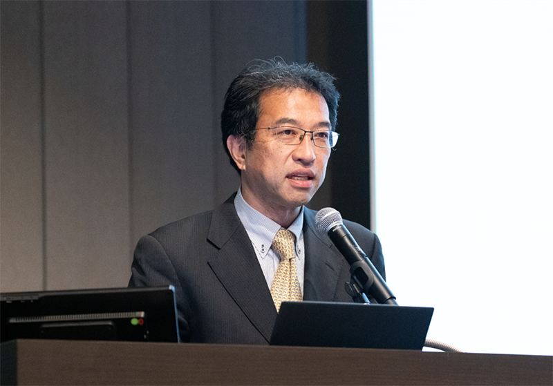 遠藤教授の講演の様子